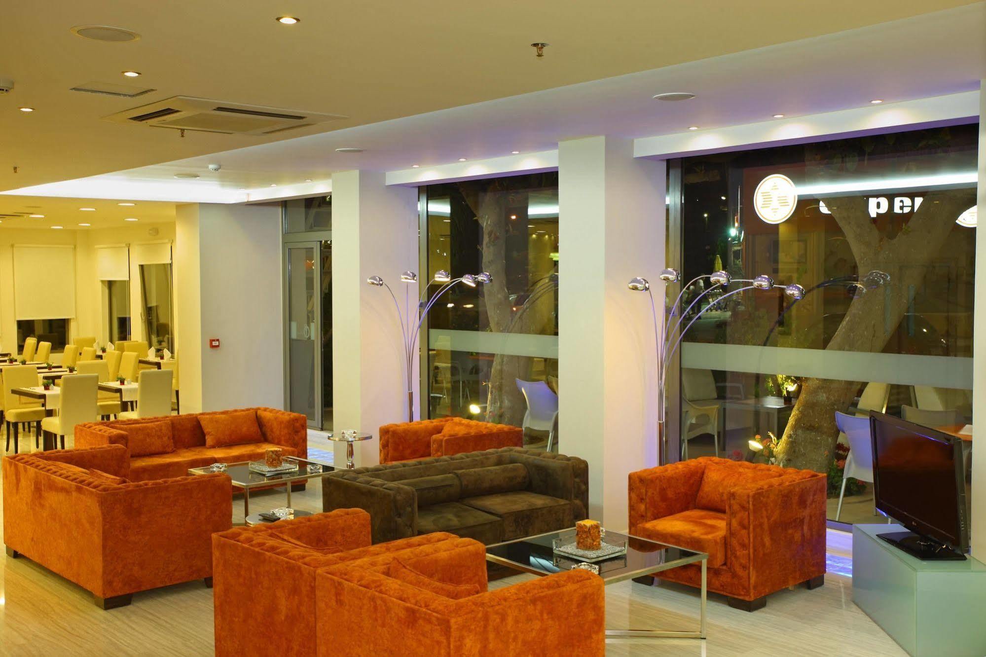 Olympic Palladium Rethymno  Bagian luar foto